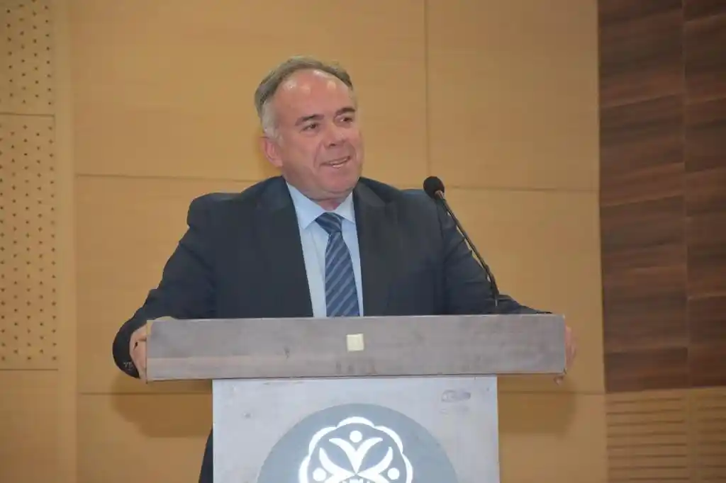 Başkan Öndeş çalışanlarının yüzünü güldürdü
