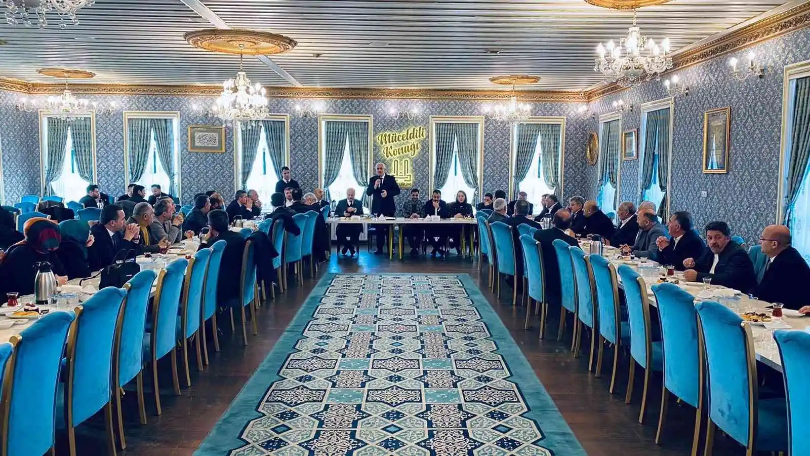 Başkan Öz, milletvekili aday adaylığı için görevinden istifa etti