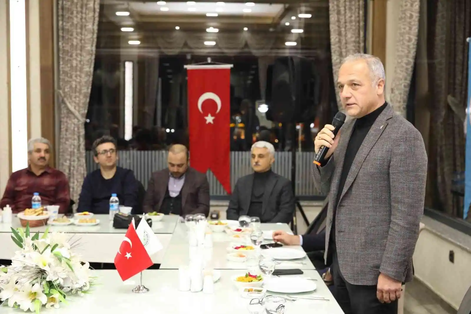 Başkan Üçok: “Basın demokrasinin temel unsurlarındandır”