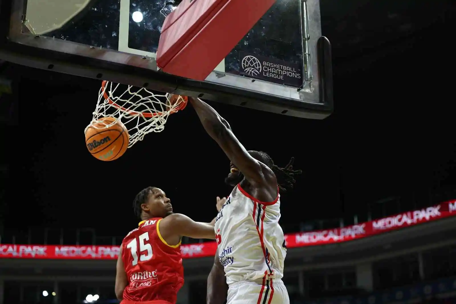 Basketbol Şampiyonlar Ligi: Bahçeşehir Koleji: 87 - Filou Oostende: 81
