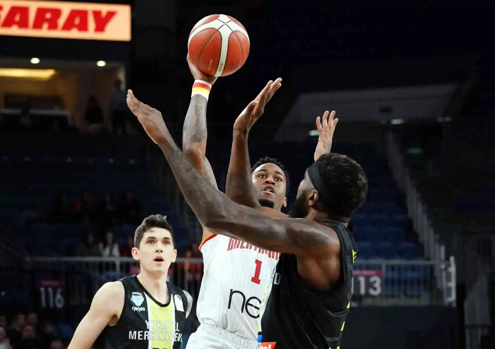 Basketbol Süper Lig: Galatasaray Nef: 83 - Merkezefendi Belediyesi: 100