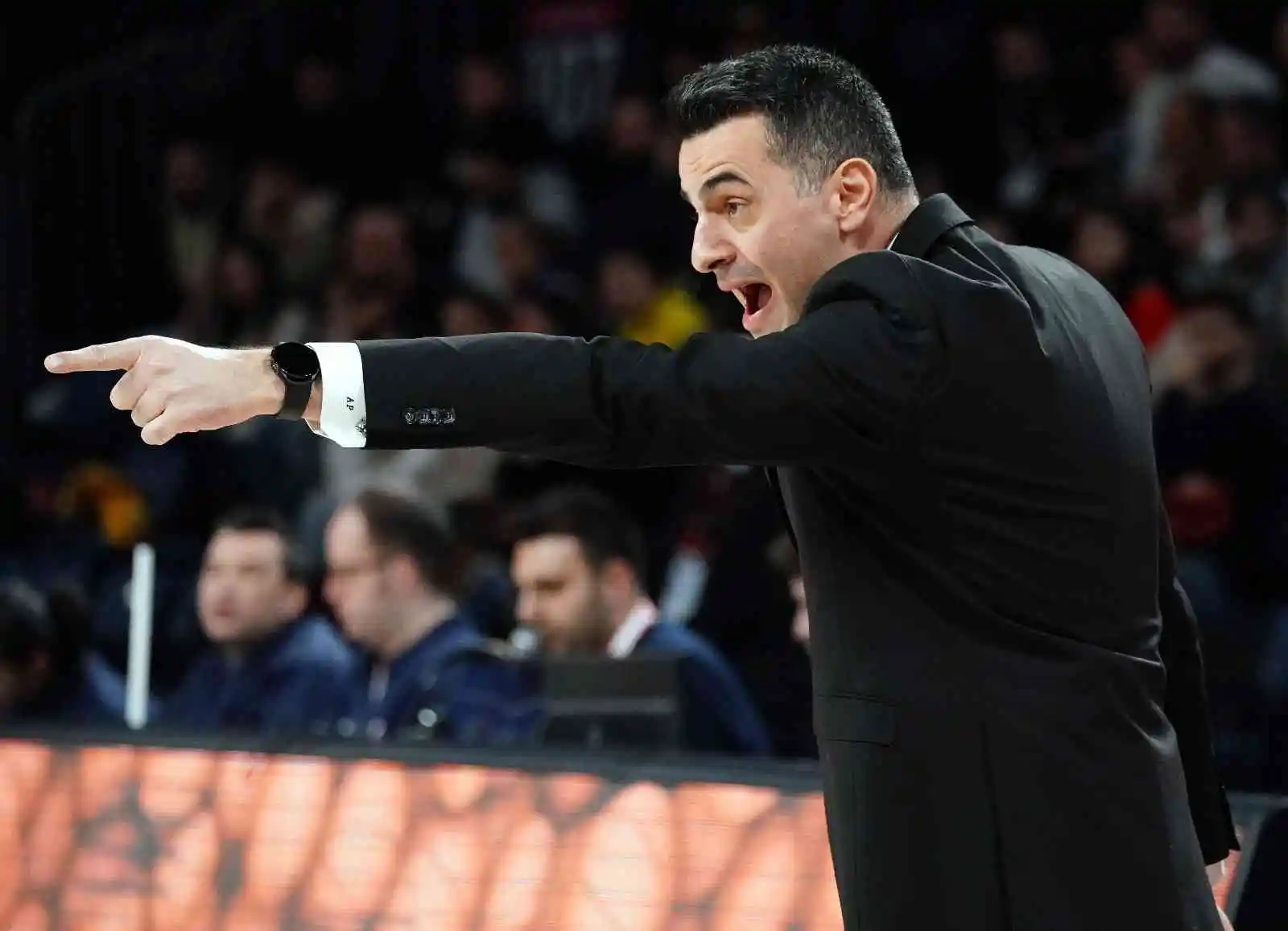 Basketbol Süper Lig: Galatasaray Nef: 83 - Merkezefendi Belediyesi: 100
