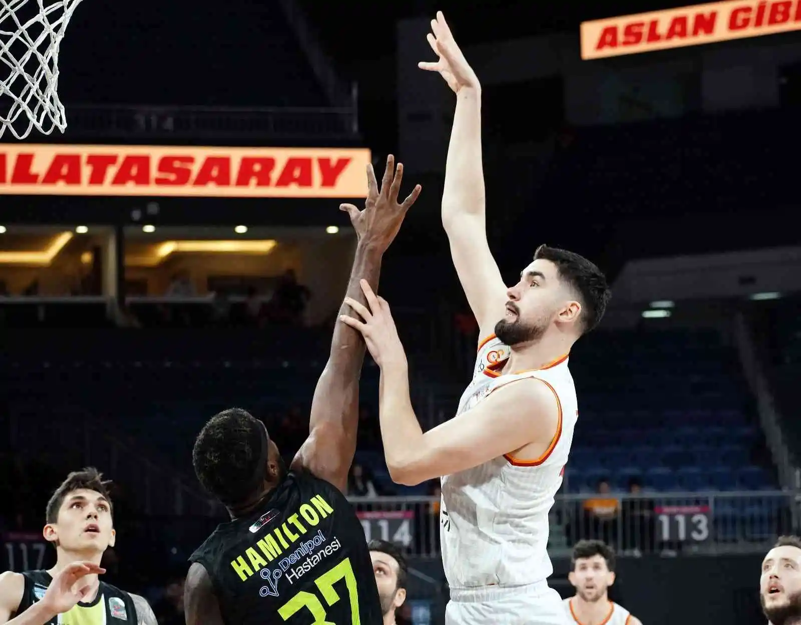 Basketbol Süper Lig: Galatasaray Nef: 83 - Merkezefendi Belediyesi: 100