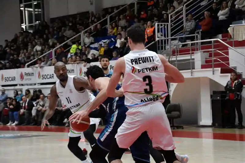 Basketbol Süper Ligi: Aliağa Petkim Spor: 70 - Türk Telekom: 89