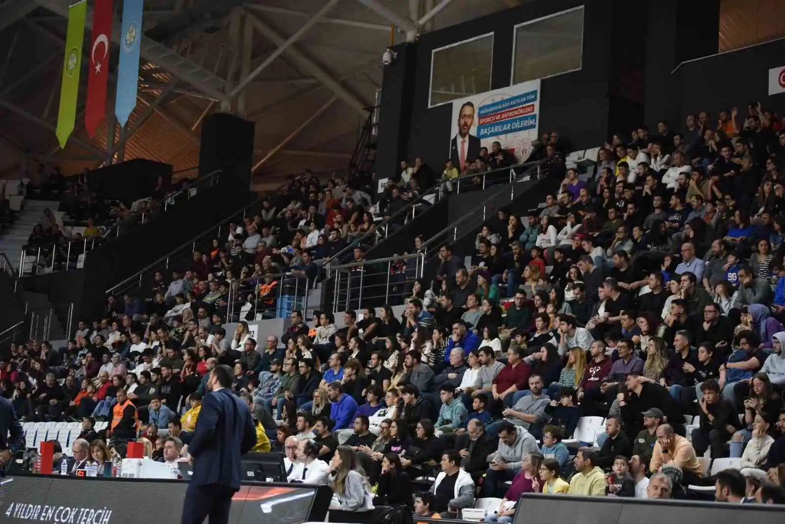 Basketbol Süper Ligi: Manisa BBSK: 80 - Pınar Karşıyaka: 76