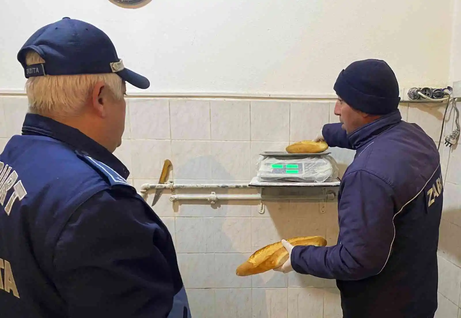 Bayburt’ta zabıtadan fırın denetimi