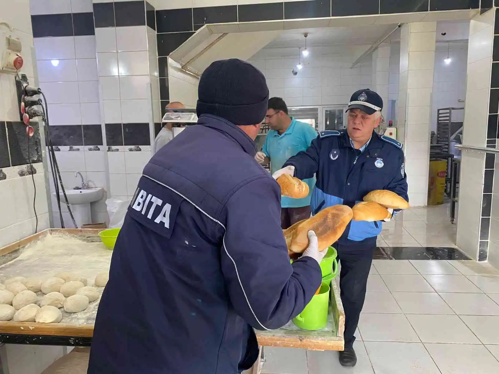 Bayburt’ta zabıtadan fırın denetimi