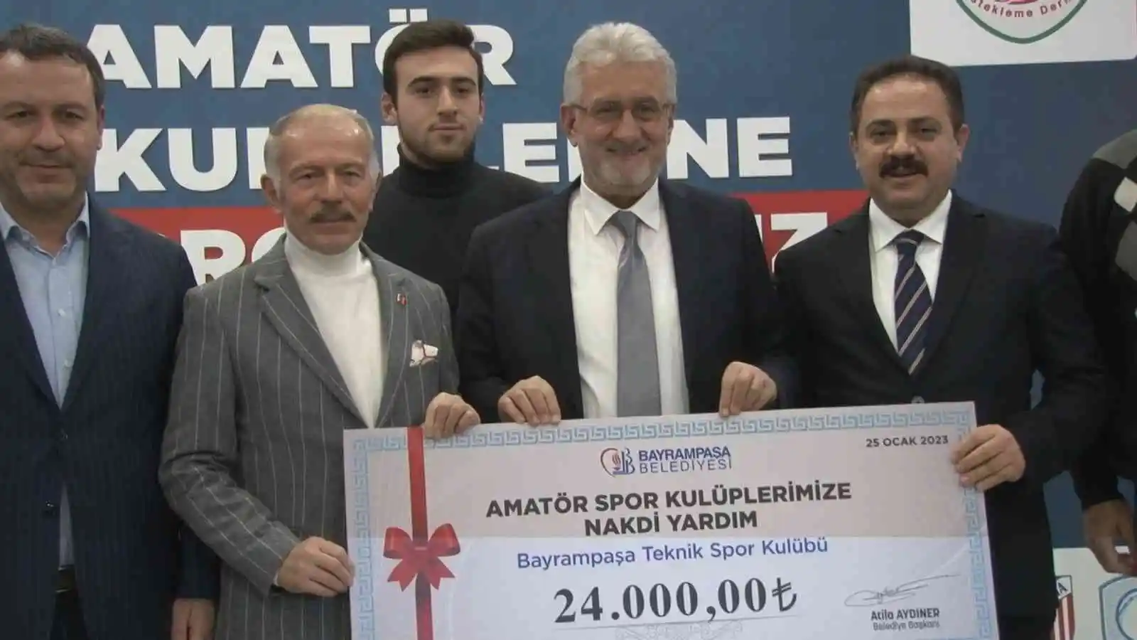 Bayrampaşa Belediyesinden amatör spor kulüplerine destek