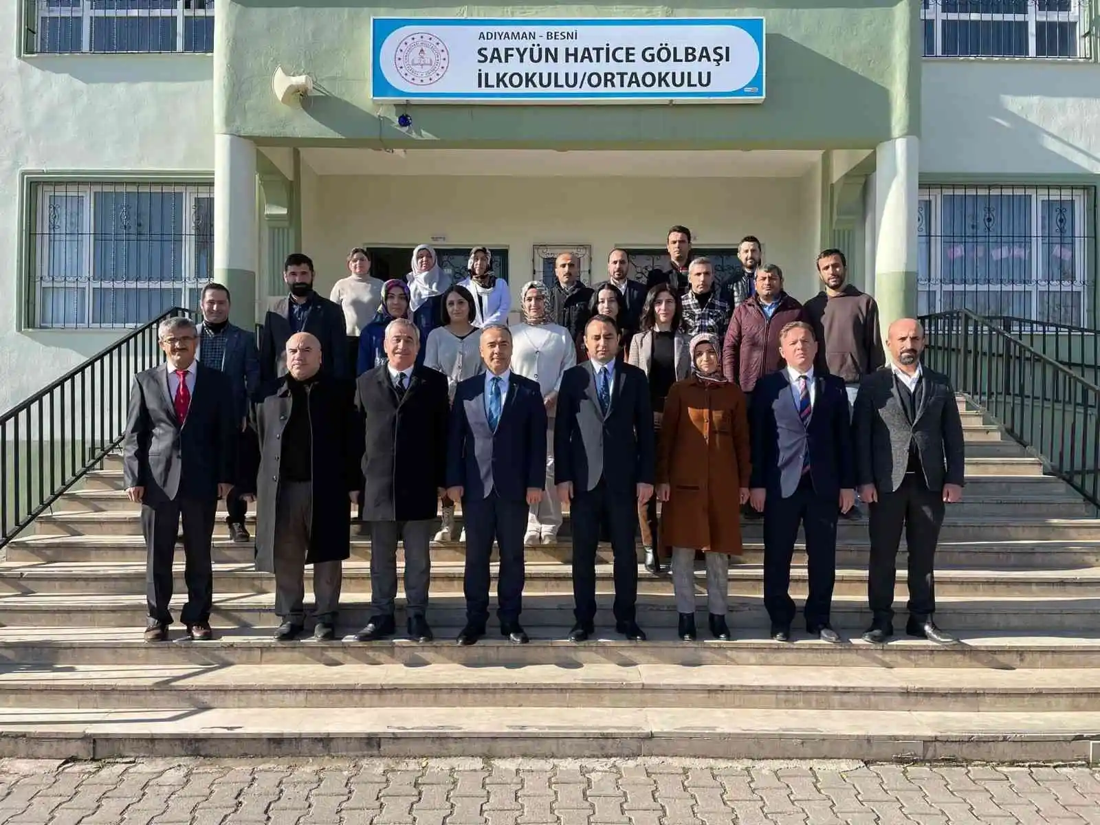 Besni’de 18 bin 594 öğrenci karne sevinci yaşadı
