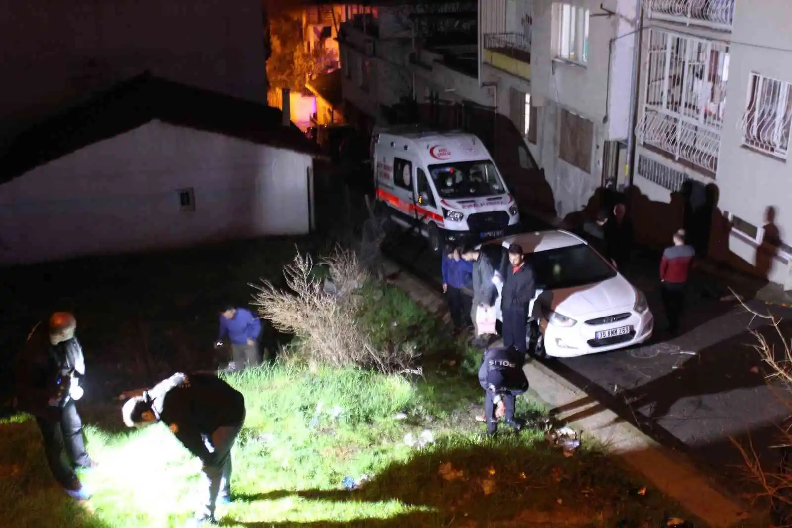 Bilgisayar oyunu oynarken vurulan genç hayatını kaybetti