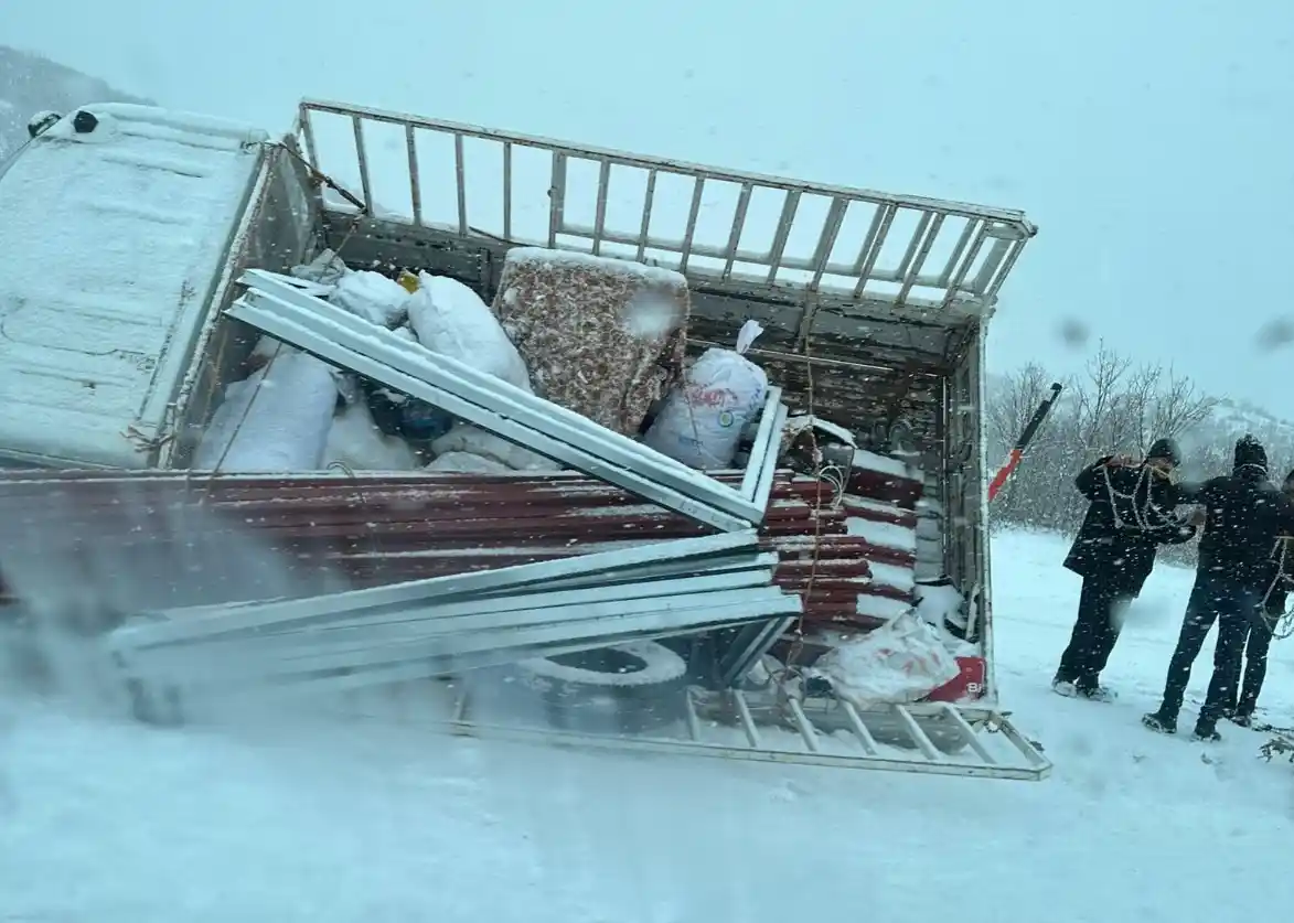 Bingöl’de kar kazayı beraberinde getirdi