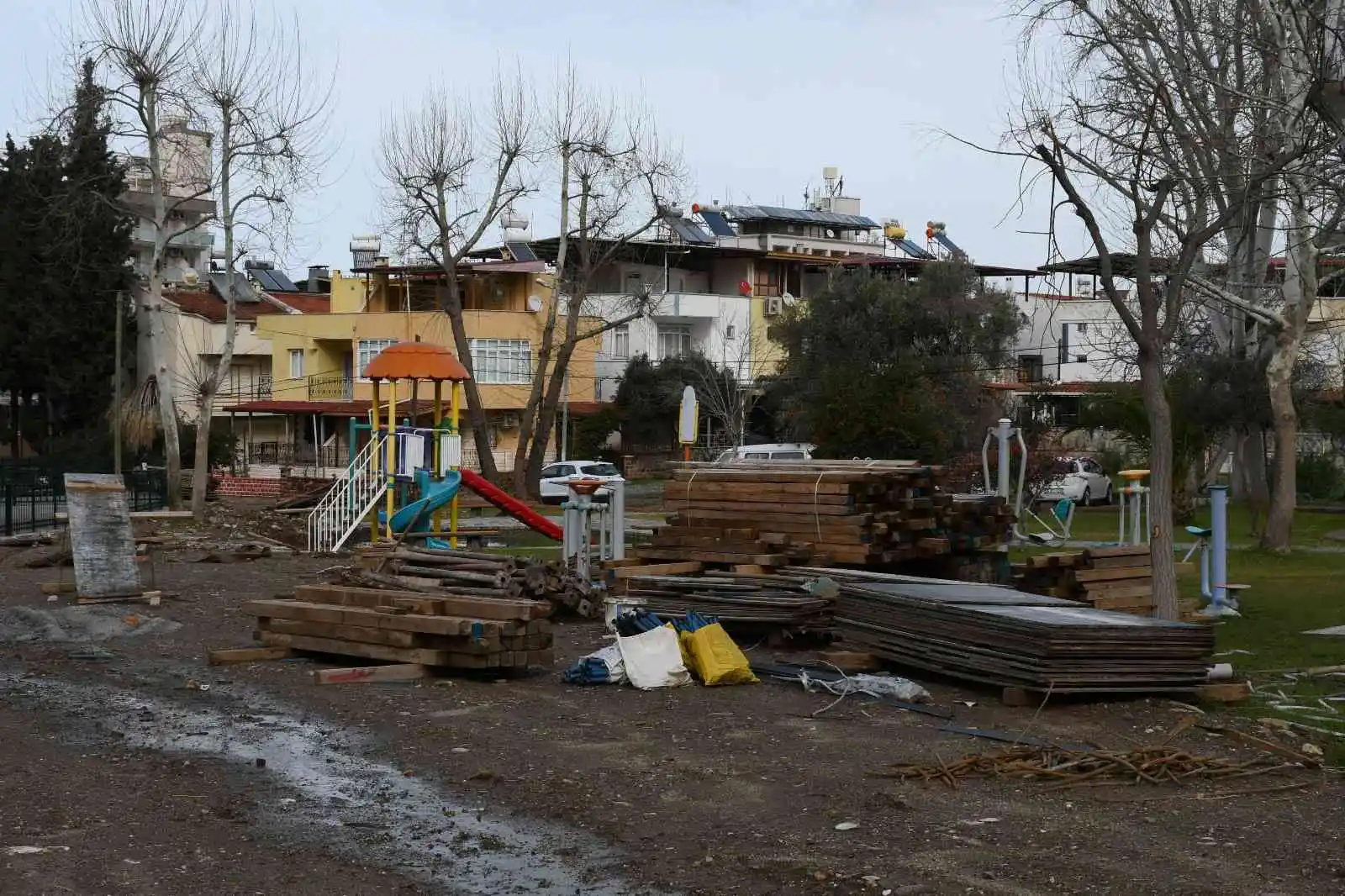 Bitmeyen ıslah çalışması vatandaşı çileden çıkardı
