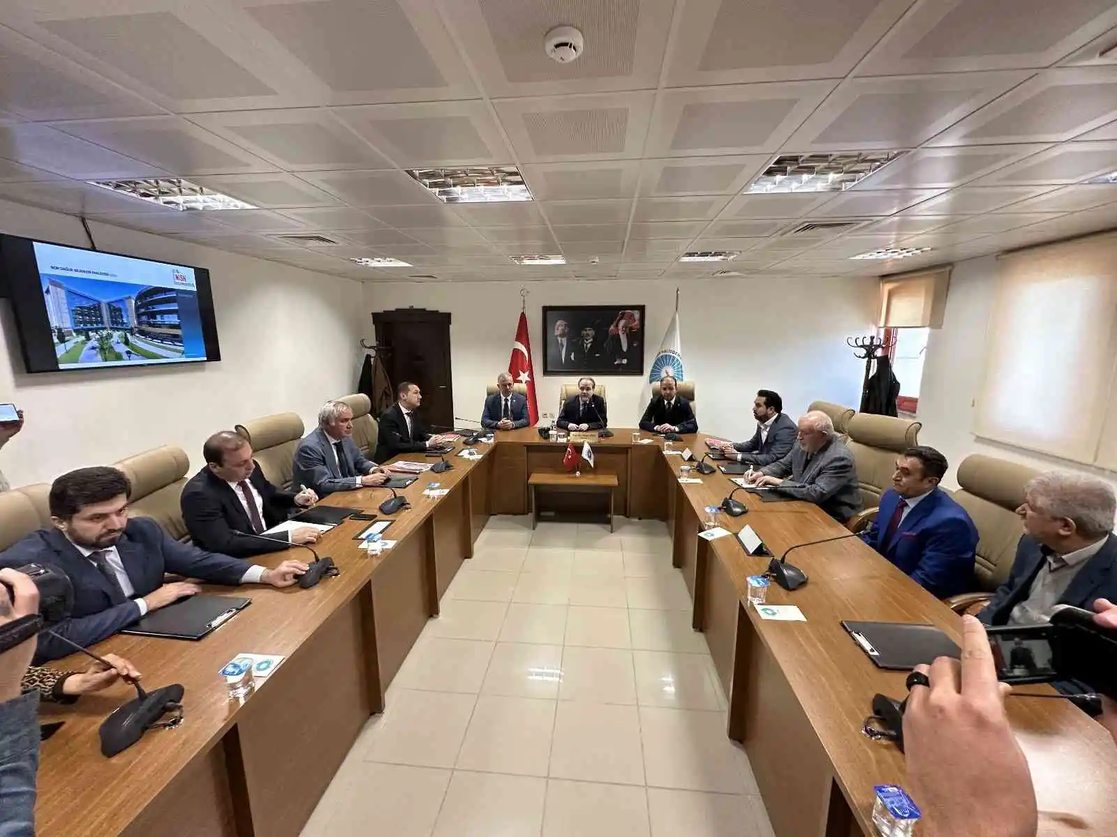 Bor Sağlık Bilimleri Fakültesini hayırseverler yapacak