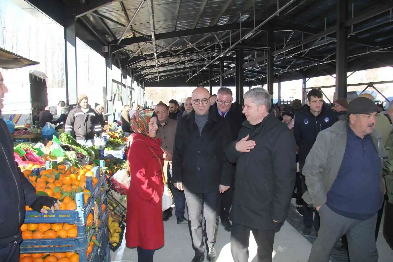 Bünyan yeni kapalı pazar yerine kavuştu