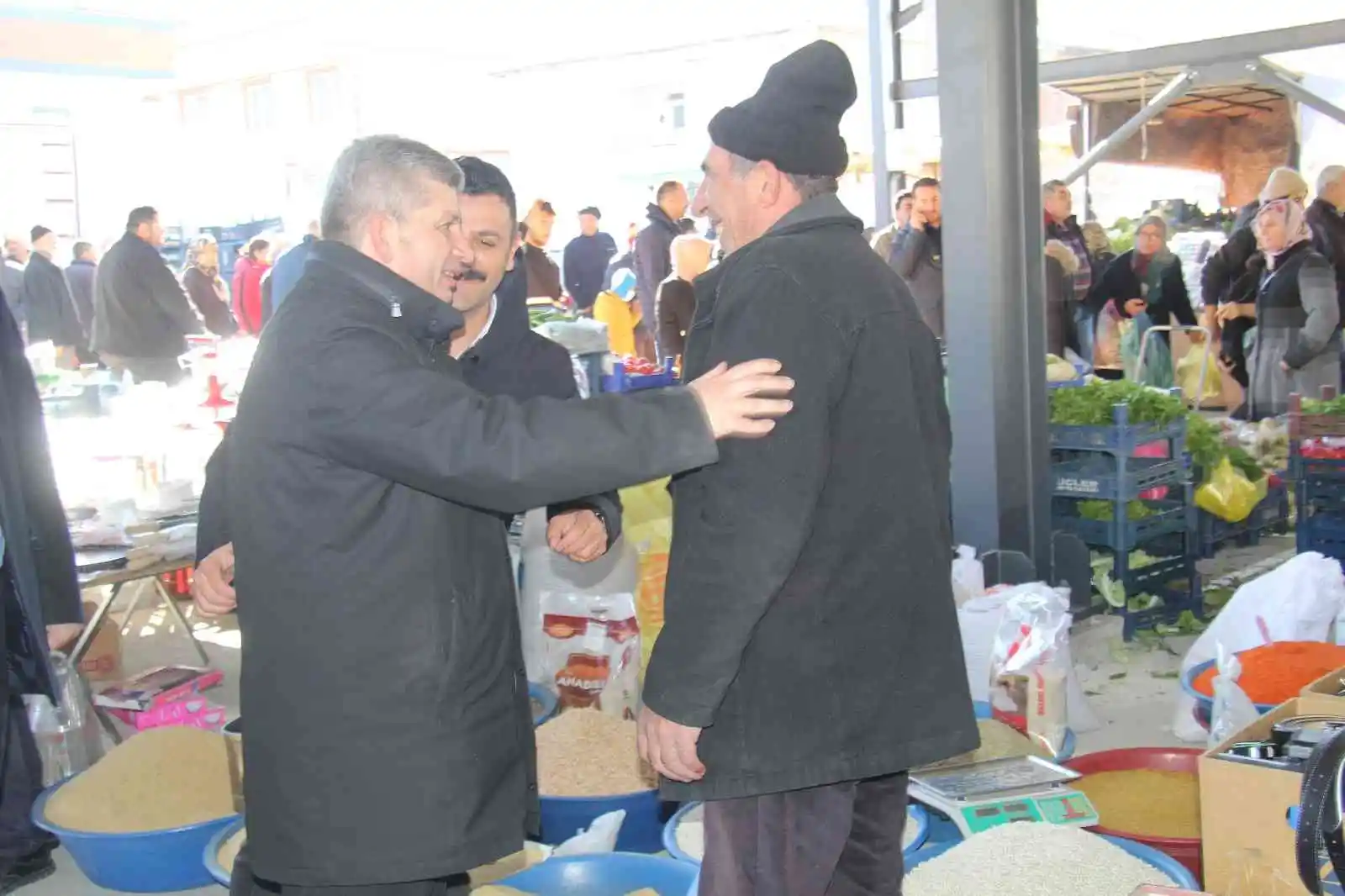 Bünyan yeni kapalı pazar yerine kavuştu