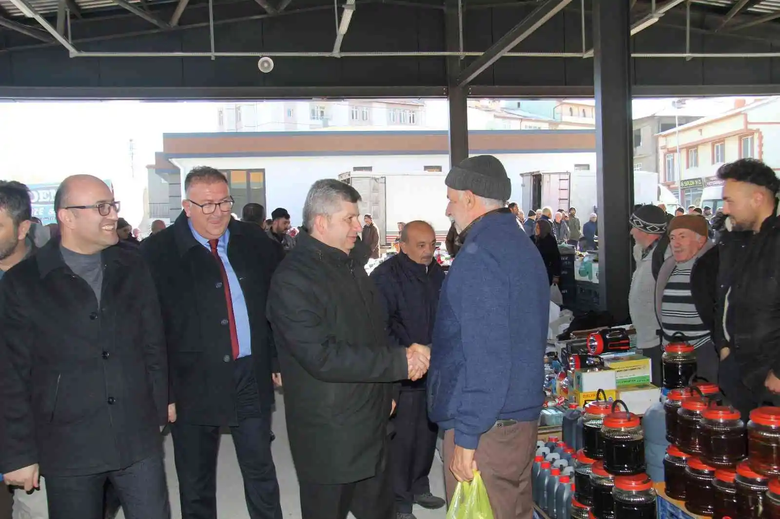 Bünyan yeni kapalı pazar yerine kavuştu