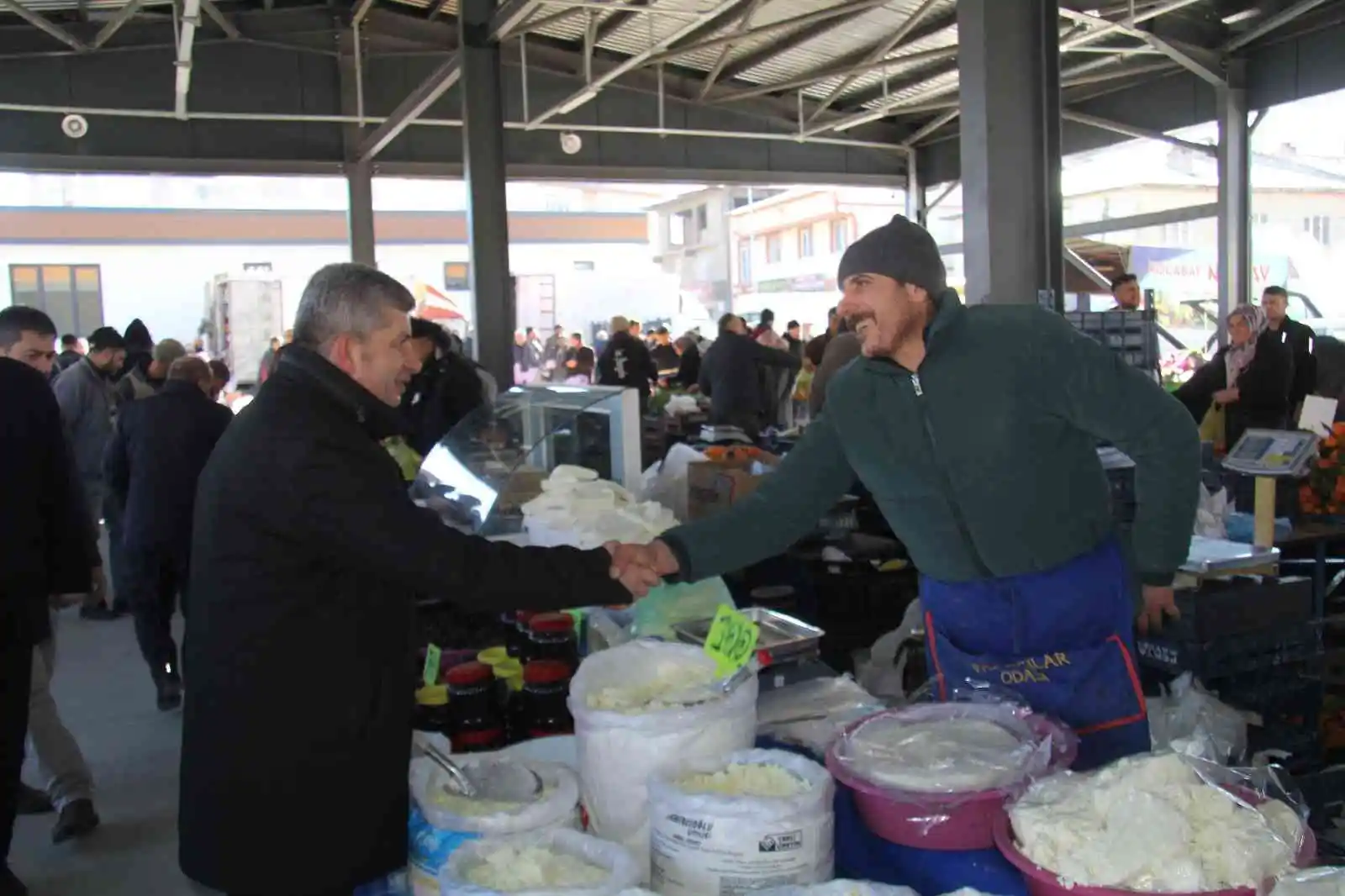 Bünyan yeni kapalı pazar yerine kavuştu