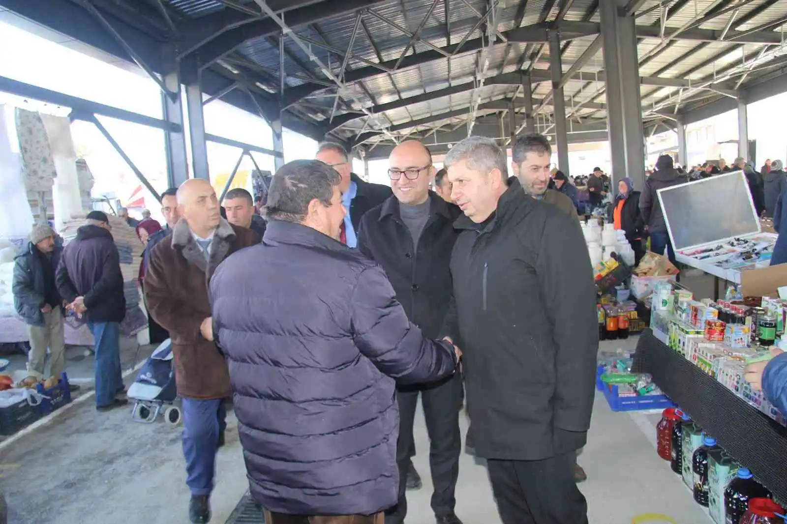 Bünyan yeni kapalı pazar yerine kavuştu