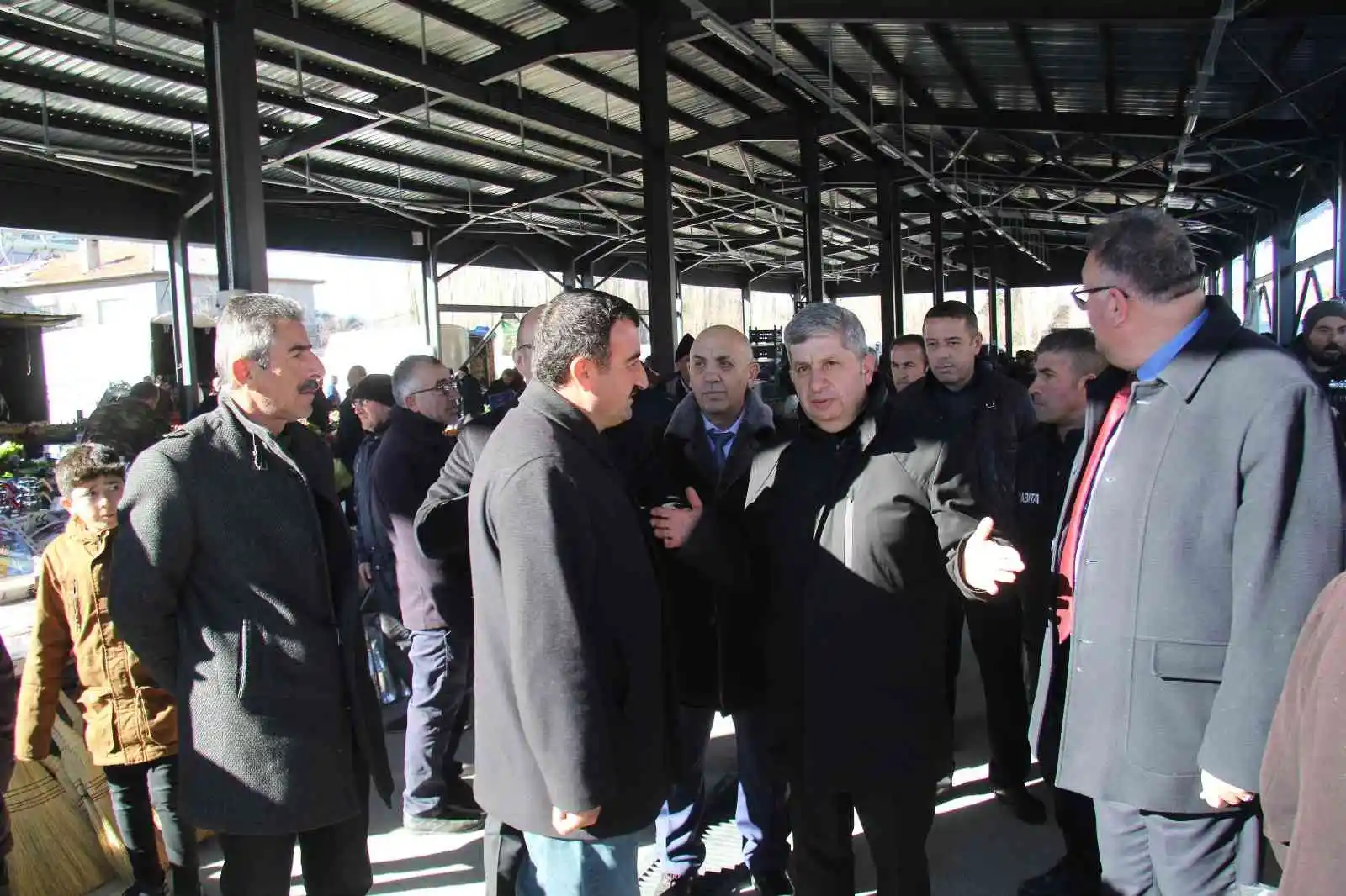 Bünyan yeni kapalı pazar yerine kavuştu