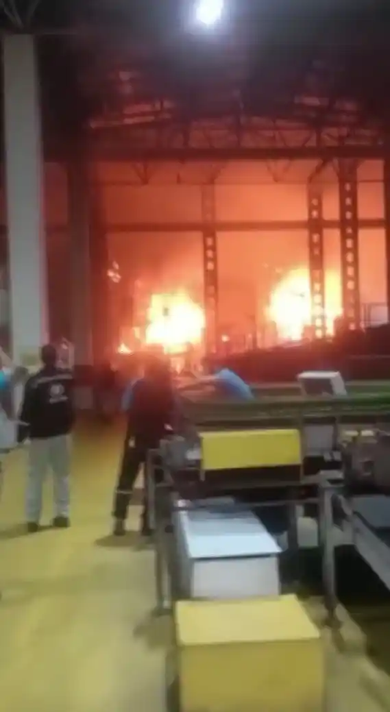 Bursa'da fabrikada korkutan yangın