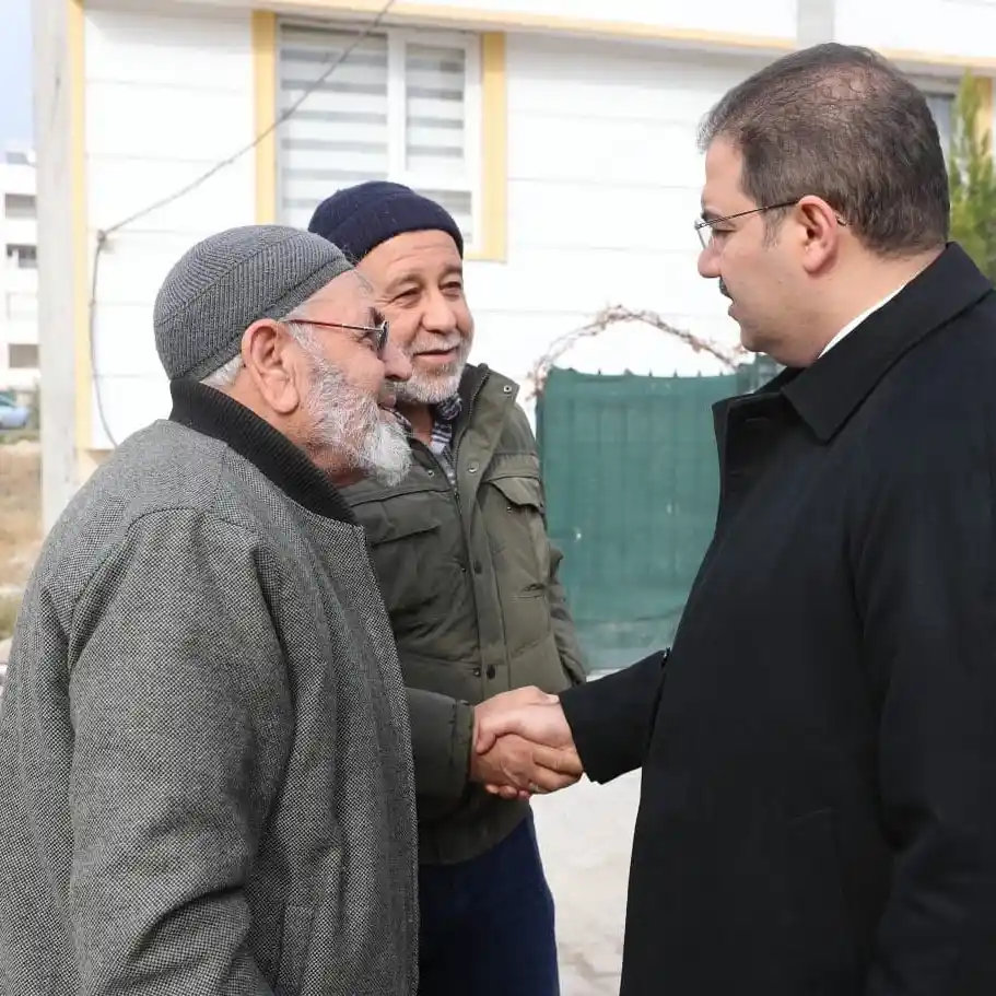 Canpolat mahalle sakinlerinin taleplerini dinledi