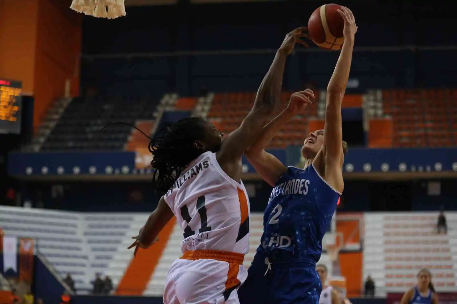 Çukurova Basketbol, Basket Landes’i rahat geçti