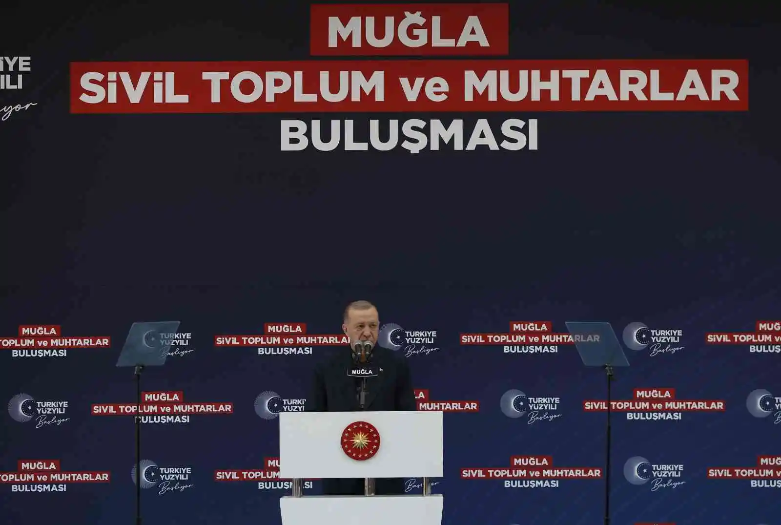 Cumhurbaşkanı Erdoğan'dan 6'lı masaya 'Cümbüş Masası' benzetmesi