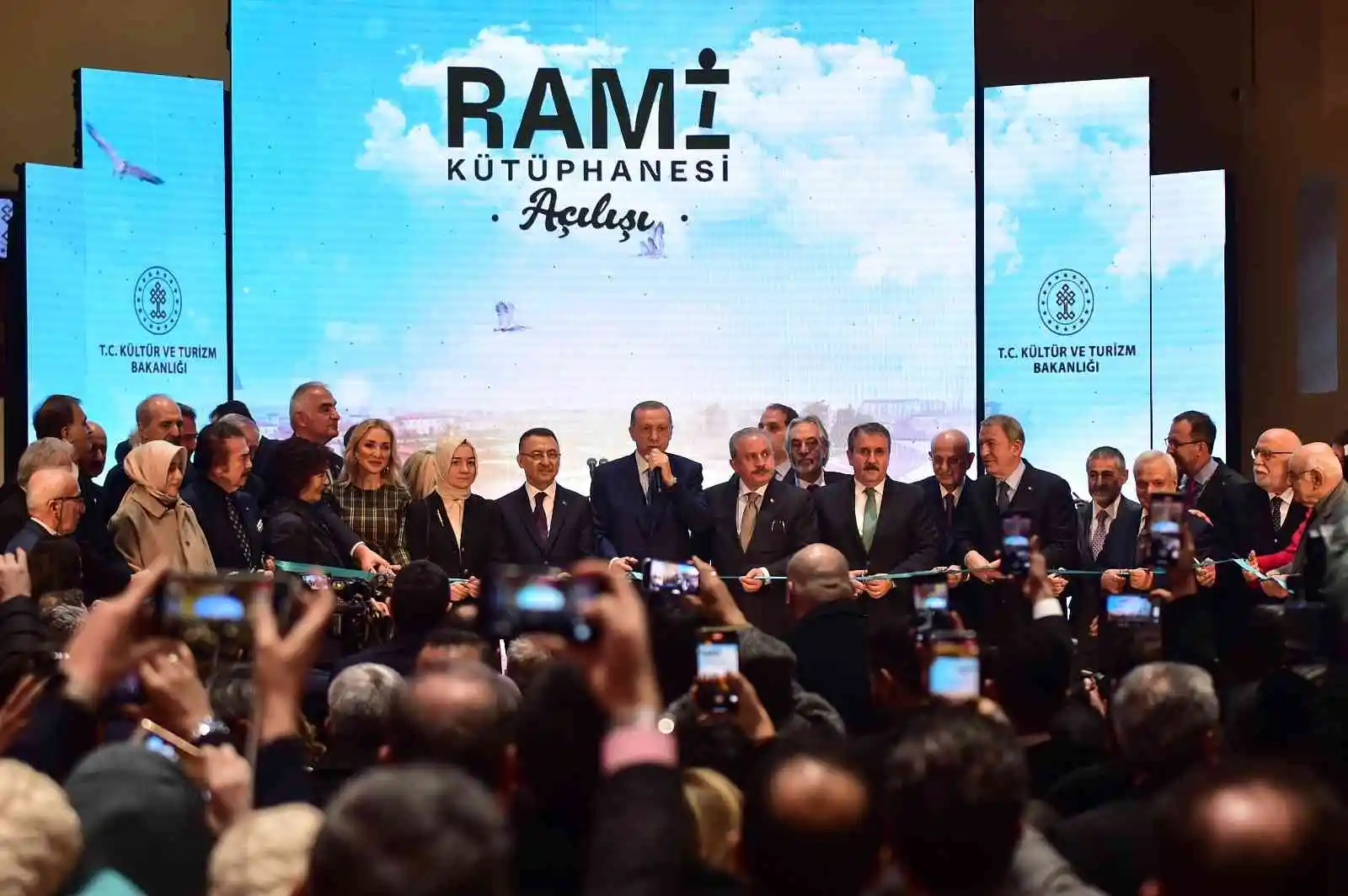 Cumhurbaşkanı Erdoğan: “Rami’yi sadece kütüphane değil pek çok faaliyetin yapılabileceği bir kültür merkezi olarak planladık”