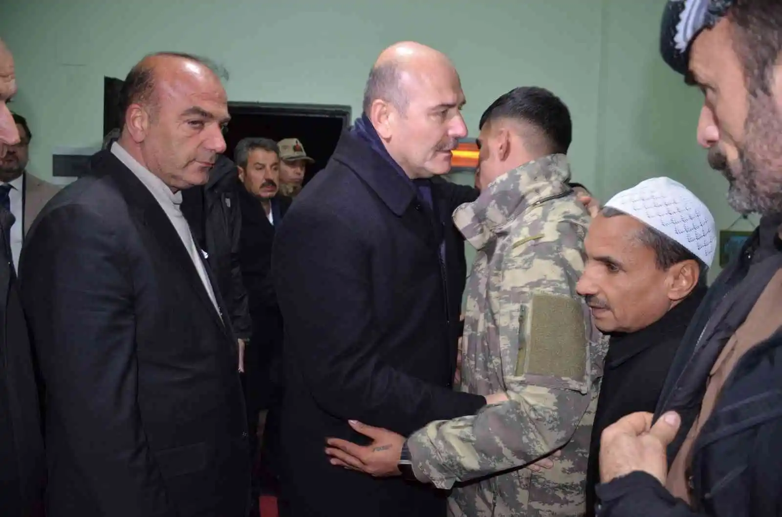Cumhurbaşkanı Erdoğan, Şırnaklı şehidin ailesine telefonla taziyelerini iletti