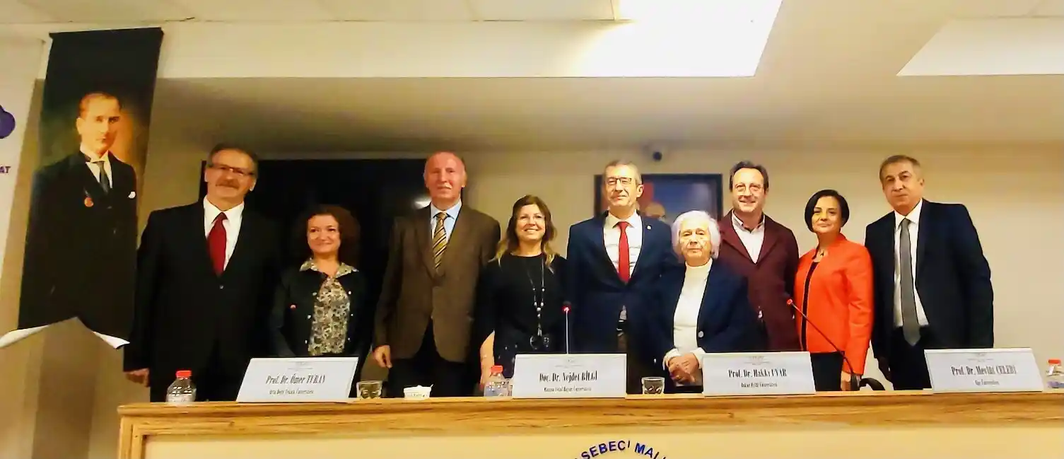 'Cumhuriyet Kazanımları' panelleri başladı