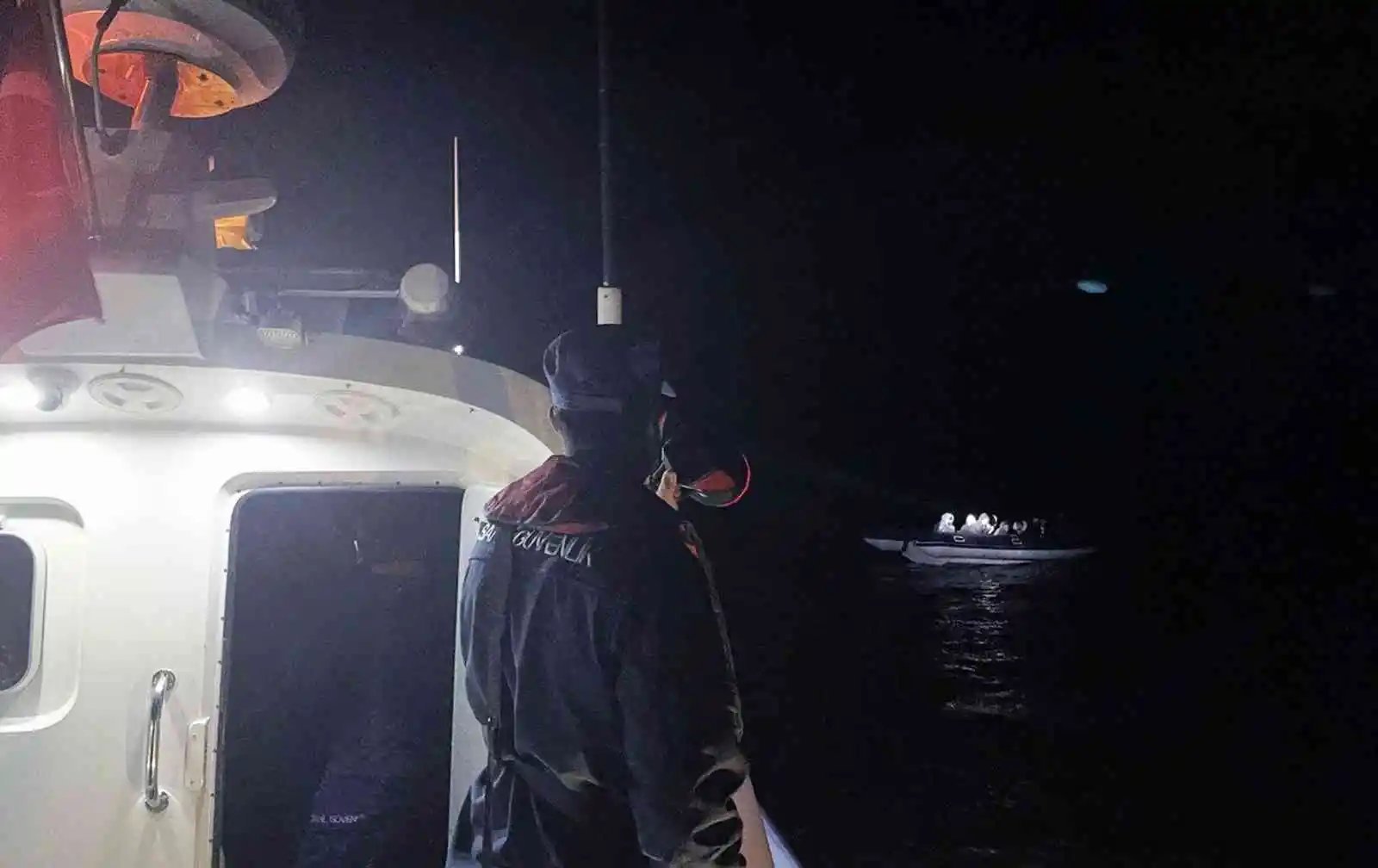 Datça'da 10 düzensiz göçmen kurtarıldı