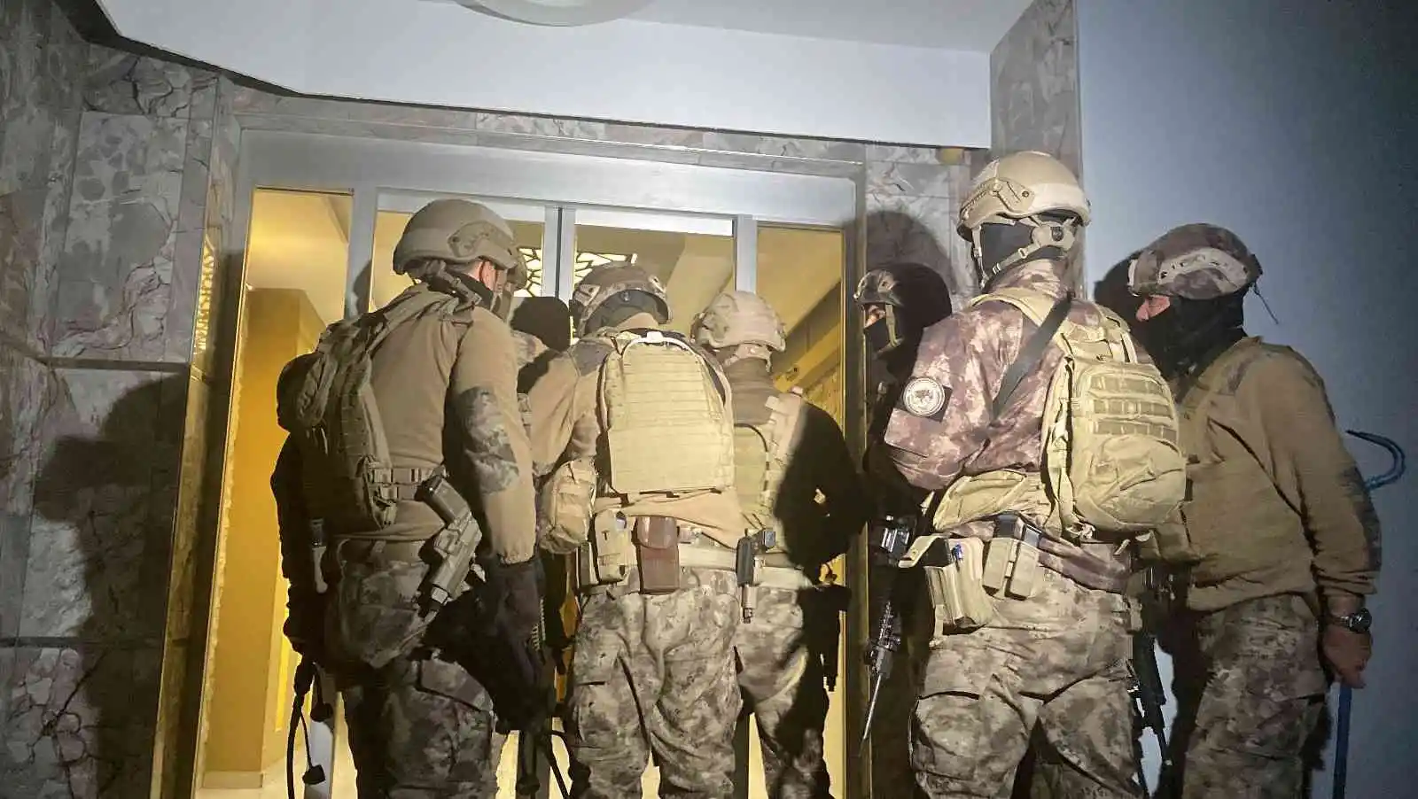 DEAŞ’ın kasası 2 şüpheli Mersin’de gözaltına alındı
