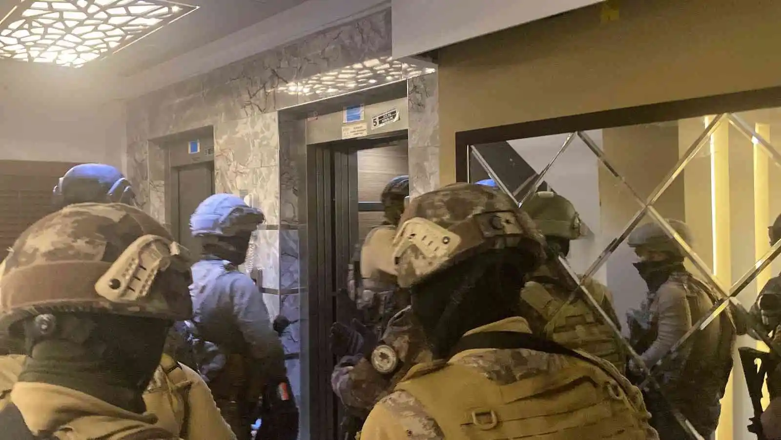 DEAŞ’ın kasası 2 şüpheli Mersin’de gözaltına alındı