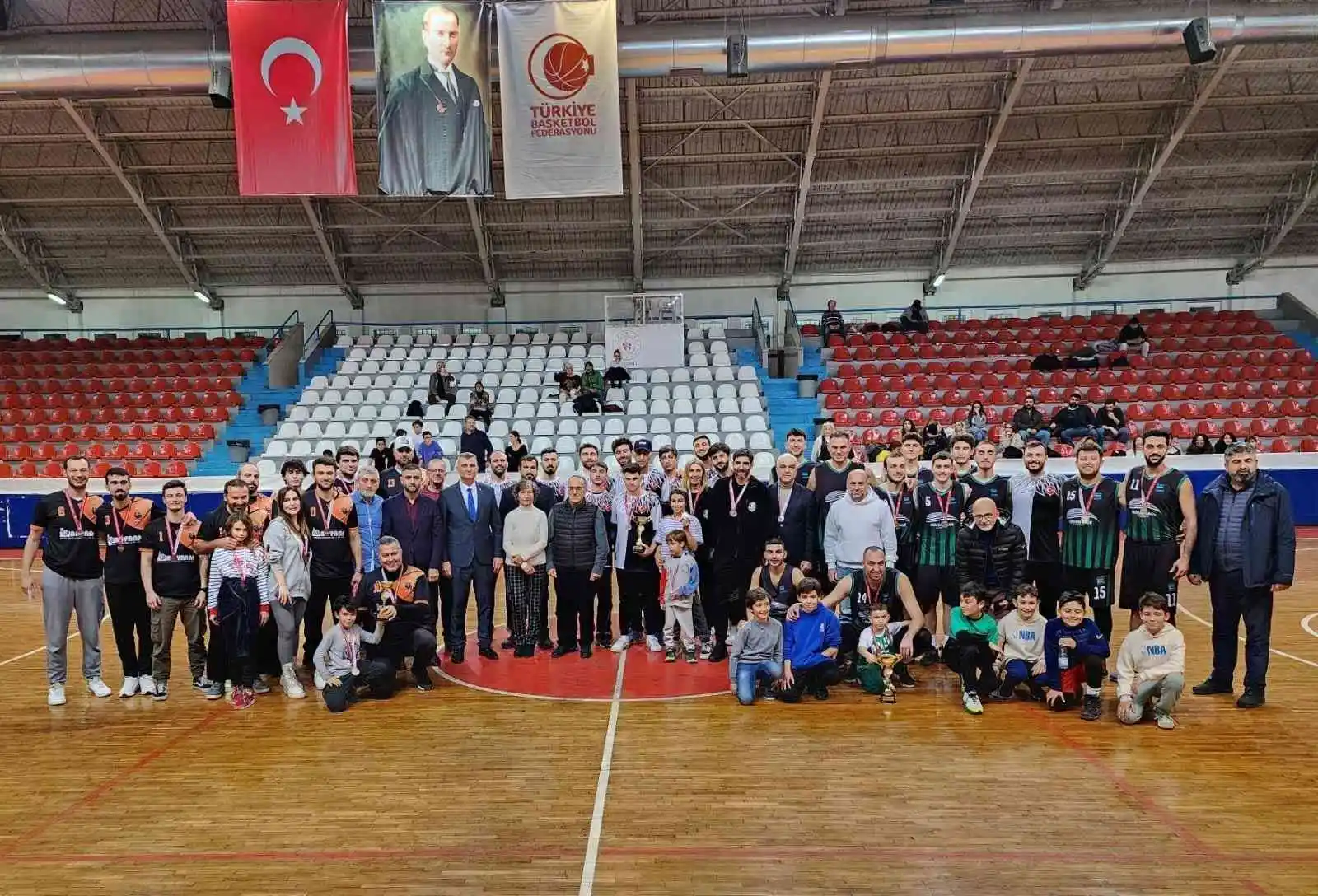 Değirmenderespor Basketbol Takımı Kocaeli şampiyonu