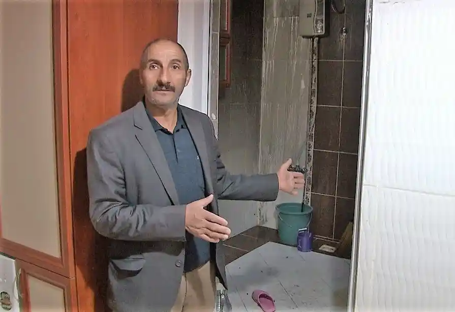 Denizli’de tek katlı evde çıkan sebepsiz yangınlar ailenin kabusu oldu