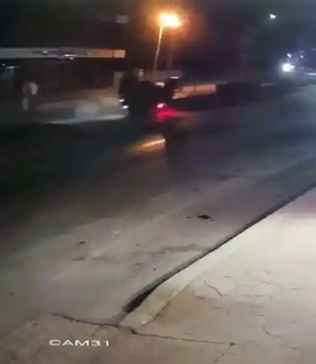 Devrilen UTV’nin altında kalan iki kişi yaralandı
