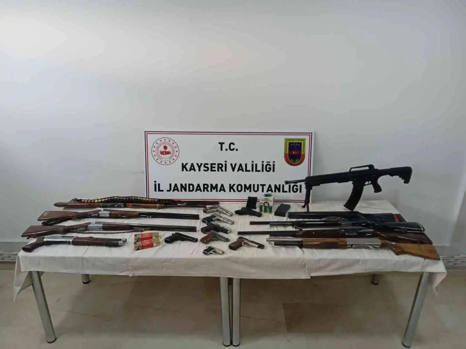 Düğünde açılan ateş sonucu 1 kişinin öldüğü olayla ilgili 15 kişi gözaltına alındı