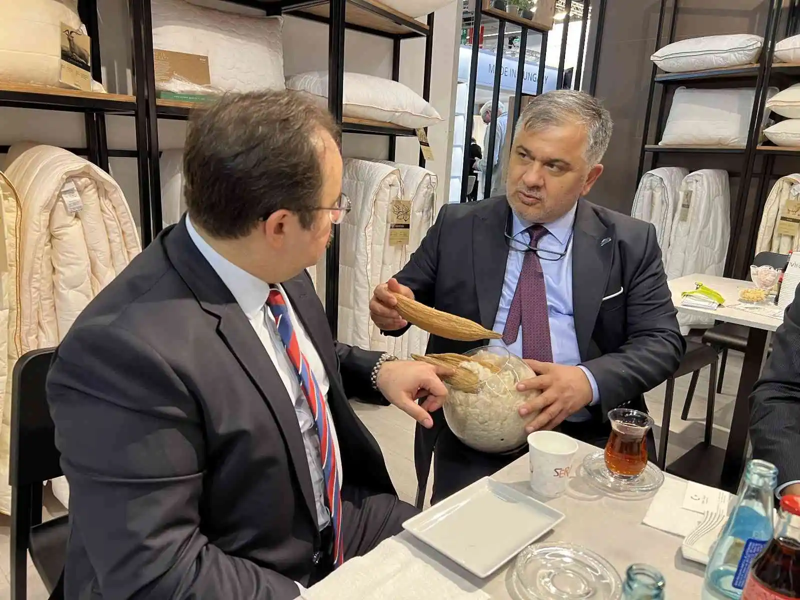 Dünya Samsun’un sağlıklı yorgan ve yastıklarını sevdi