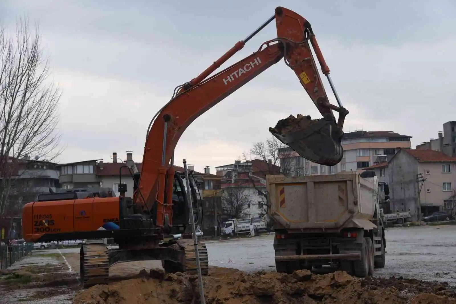 Dursunbey kapalı pazar yerine kavuşuyor