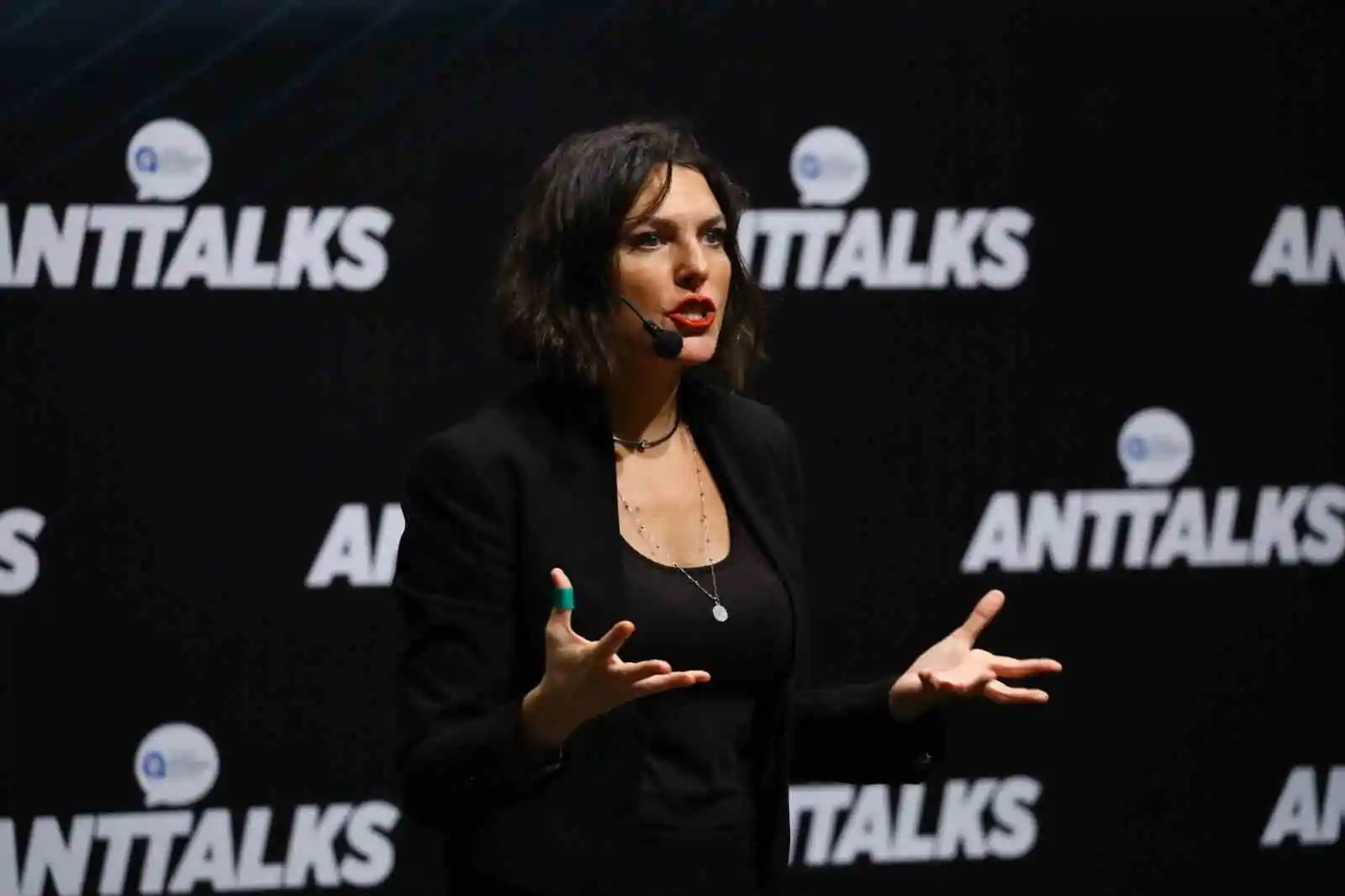 Ece Üner, Anttalks'un konuğu oldu