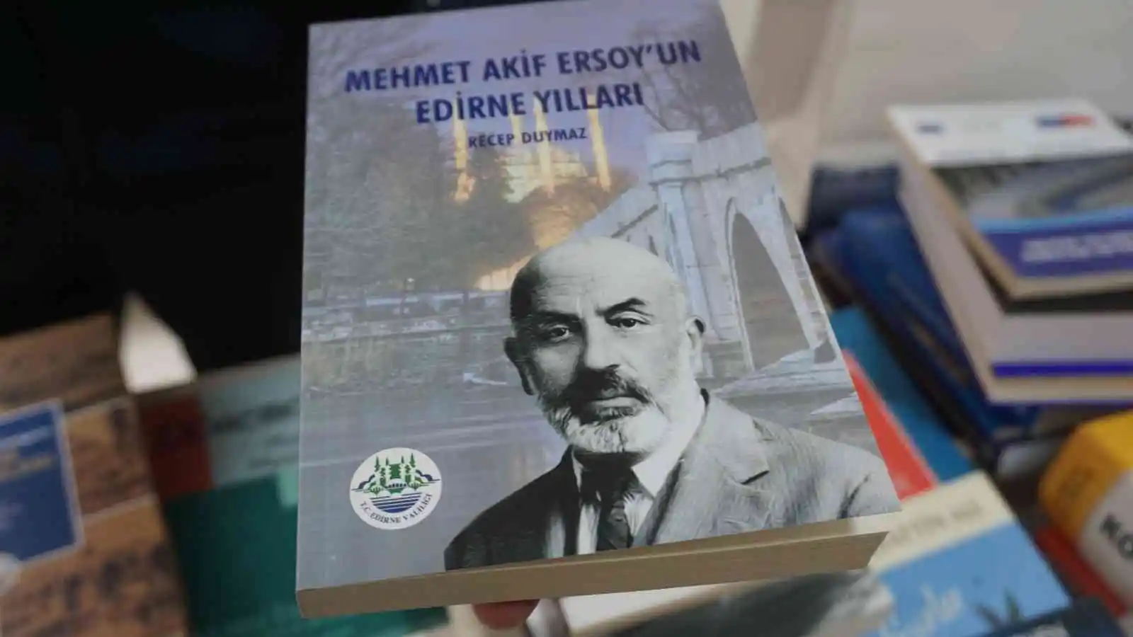 Edirne’de ’Kitap İyileştirir’ sloganıyla kitap bağışı kampanyası başlatıldı