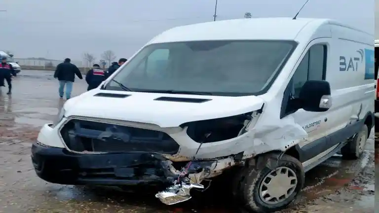 Edirne’de zincirleme kaza: 2 yaralı
