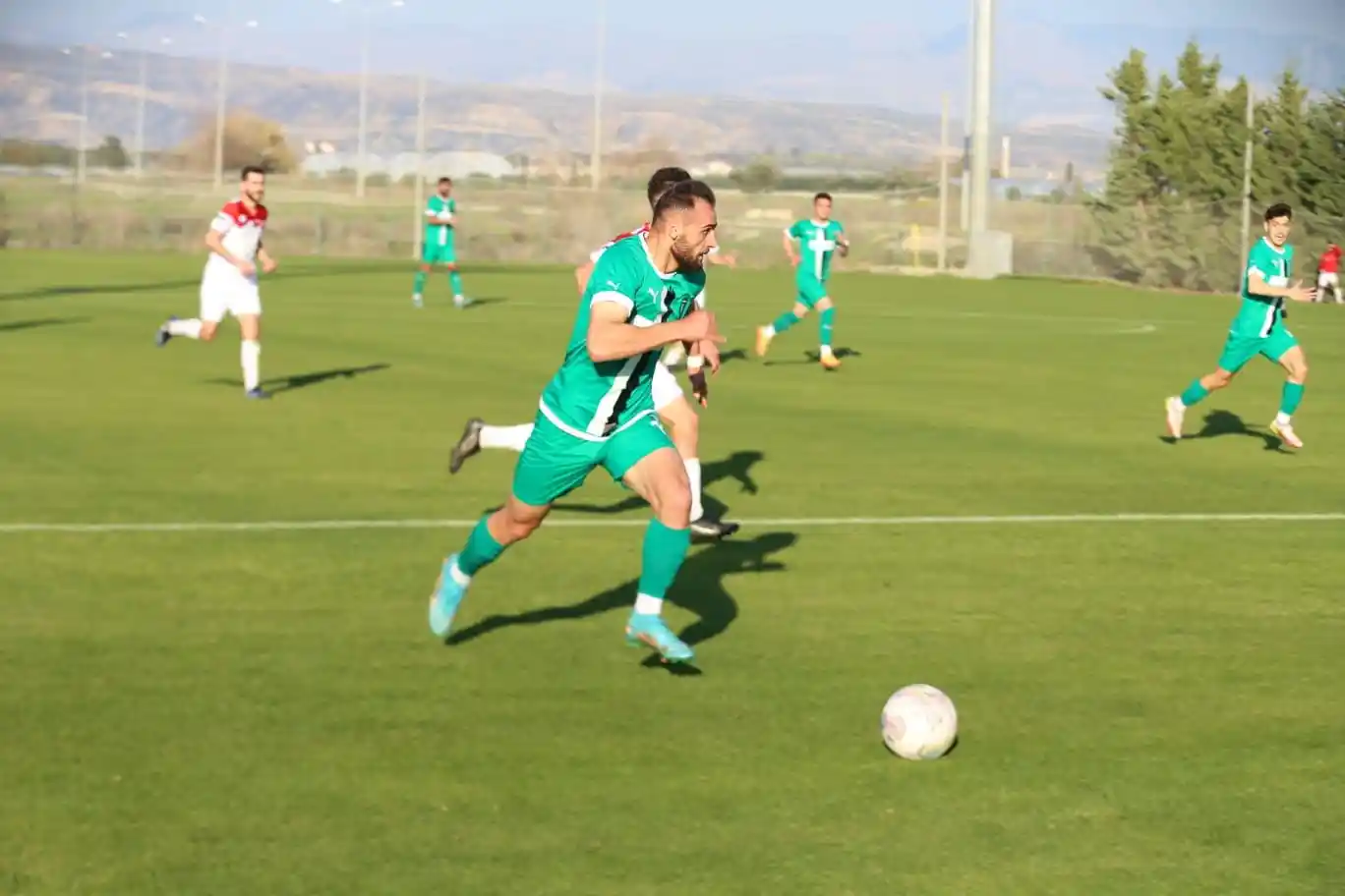 Efeler 09 SFK, son hazırlık maçından galibiyetle ayrıldı