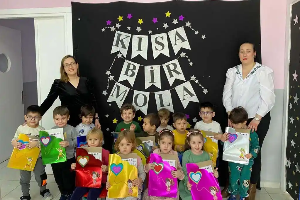 Efeler'in Gündüz Bakımevlerinde karne heyecanı
