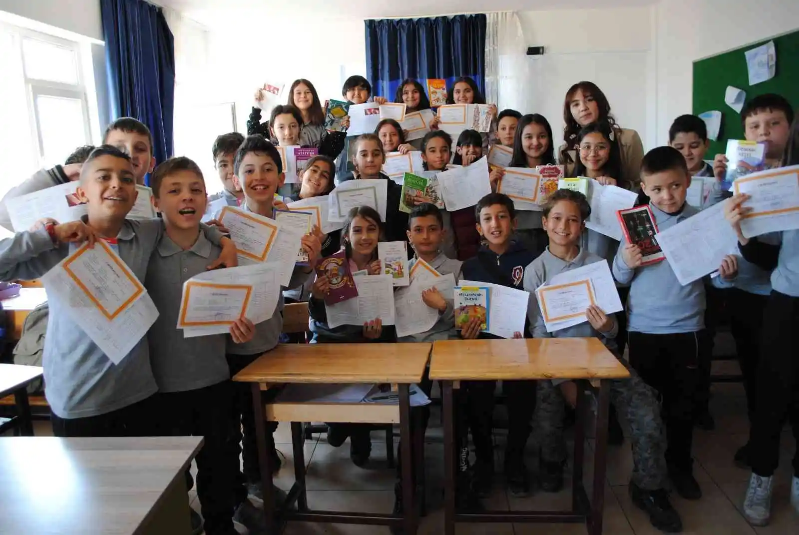 Eğirdir’de 4 Bin 599 Öğrenci, 423 Öğretmen yarıyıl tatiline girdi