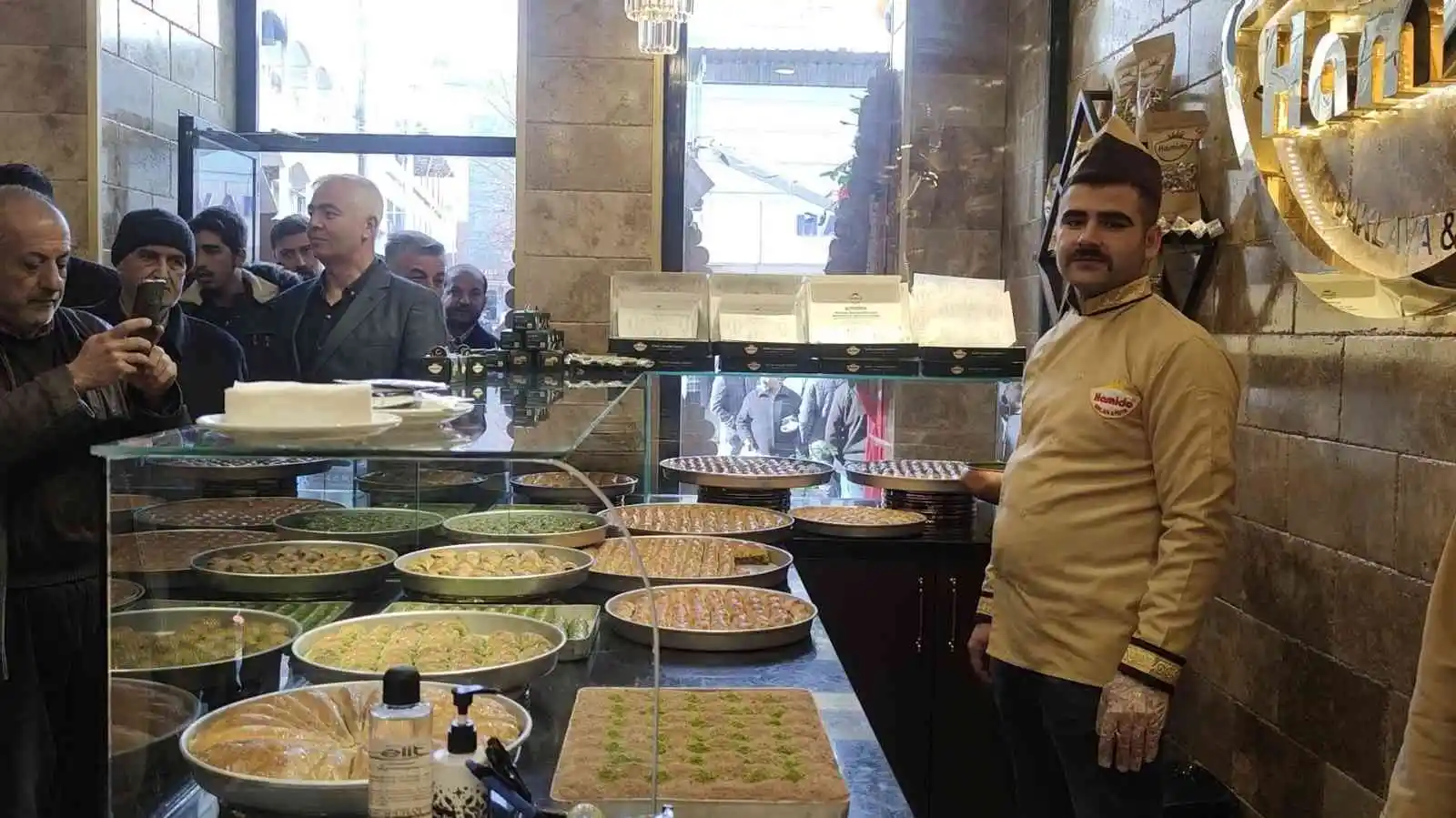 En tatlı açılış