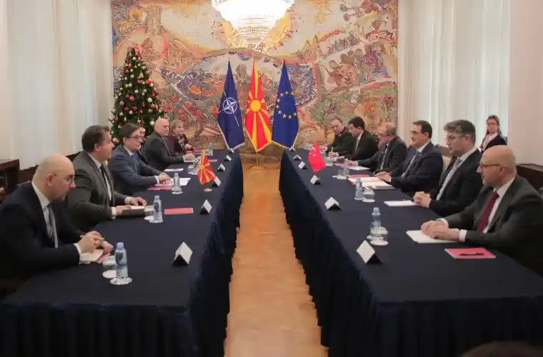 Enerji ve Tabii Kaynaklar Bakanı Dönmez Kuzey Makedonya'da
