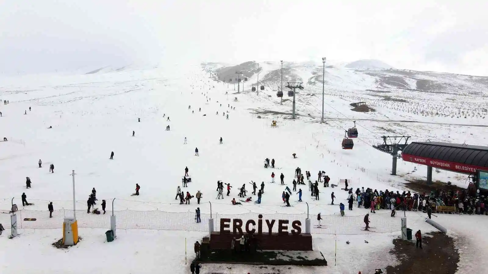 Erciyes’e turist akını