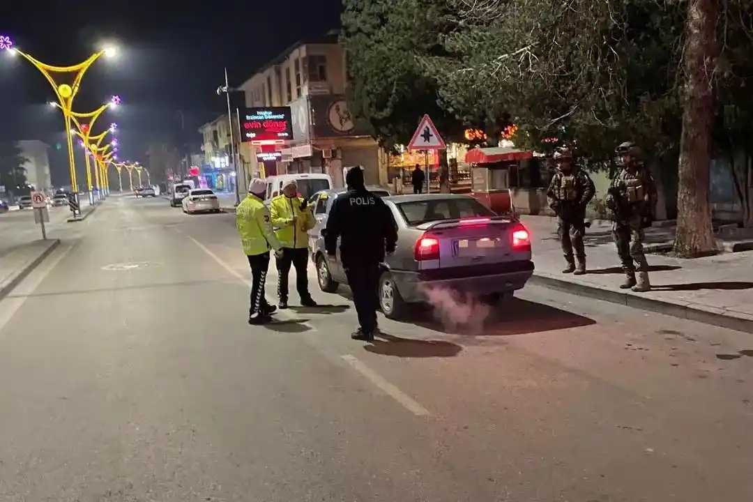 Erzincan'da 36 sürücüye 78 bin 521 lira ceza kesildi