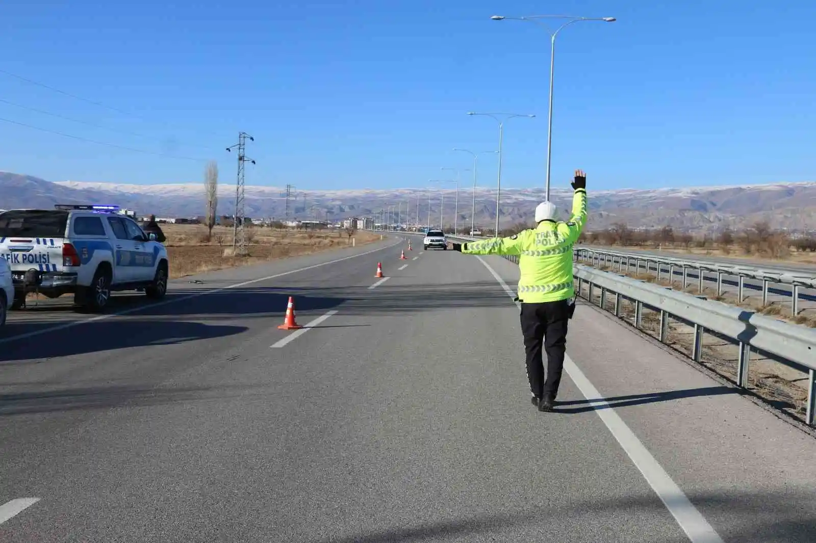 Erzincan’da drone destekli trafik denetimi